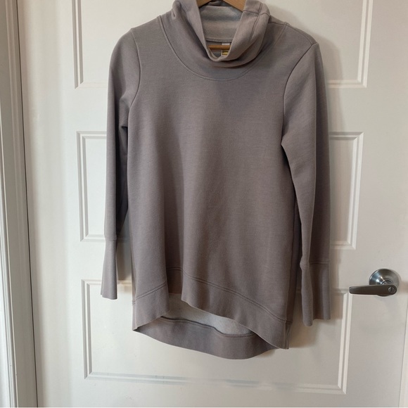 LÖLE grey turtleneck sweater size small - Picture 1 of 8